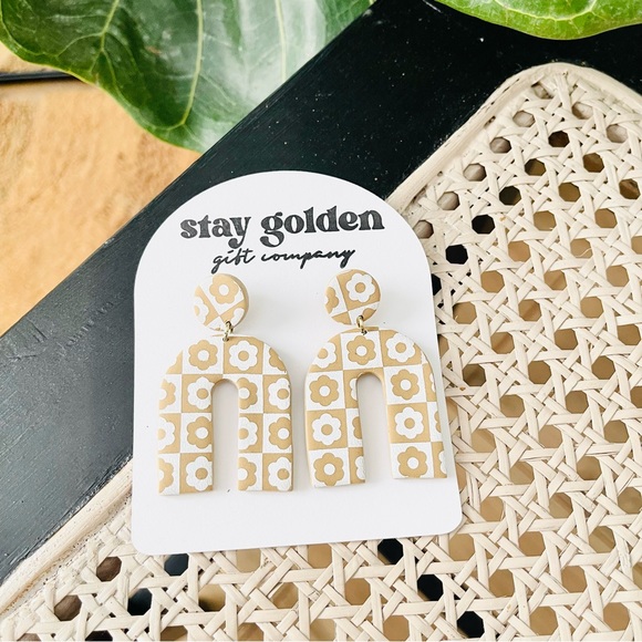 Handmade Polymer Clay Groovy Flower Checker Earrings - Picture 3 of 3